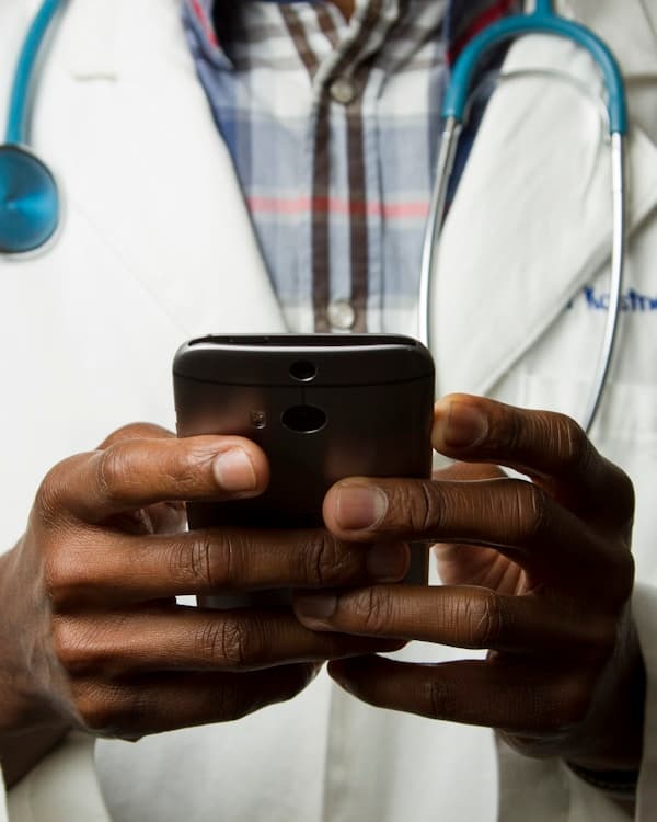 Two clinicians in conversation